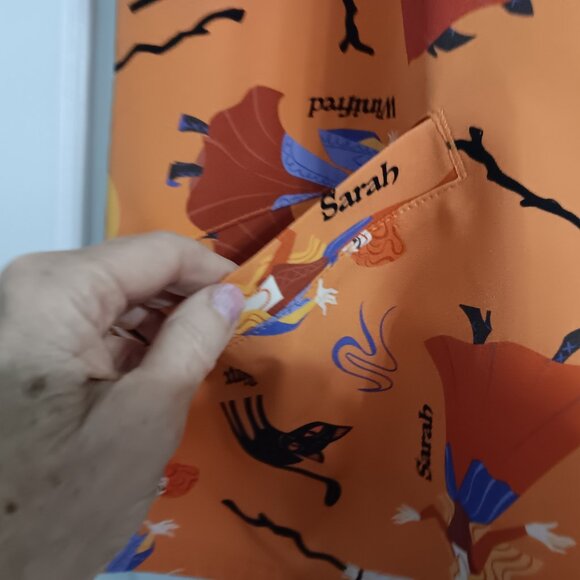 Disney Orange Hocus Pocus pattern woman's scrubs top, size Medium, 2 pockets - Picture 6 of 6